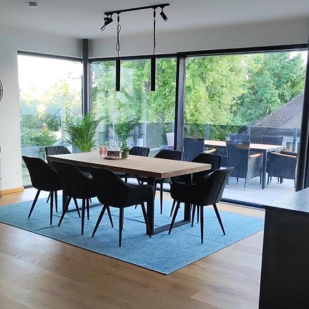 Luxurioeses Penthouse Mit Blick Auf Die Uno-City Und Dem Kaiserwasser. 3Schlafzimmer, 2 Baeder, Privat Lift Ins Apartment فيينا المظهر الخارجي الصورة