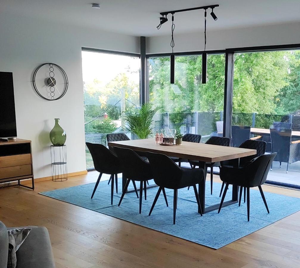 Luxurioeses Penthouse Mit Blick Auf Die Uno-City Und Dem Kaiserwasser. 3Schlafzimmer, 2 Baeder, Privat Lift Ins Apartment فيينا المظهر الخارجي الصورة