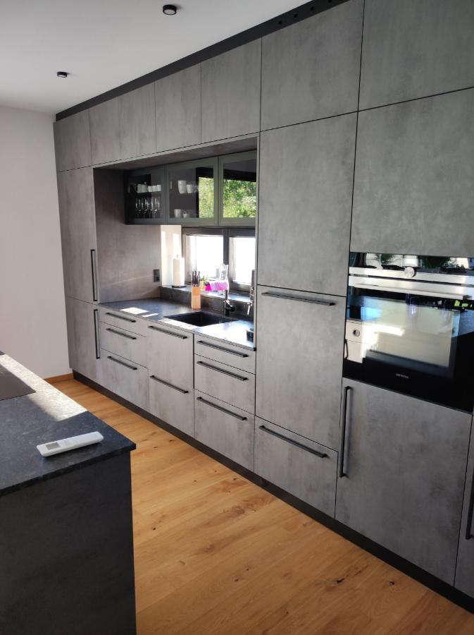 Luxurioeses Penthouse Mit Blick Auf Die Uno-City Und Dem Kaiserwasser. 3Schlafzimmer, 2 Baeder, Privat Lift Ins Apartment فيينا المظهر الخارجي الصورة